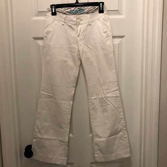 White Trouser - Picture 2 of 4